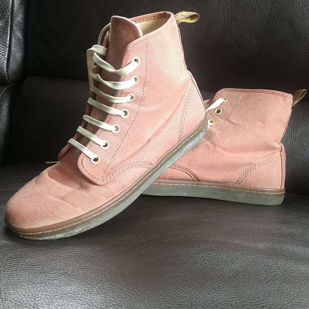 Lightly worn Dr martens